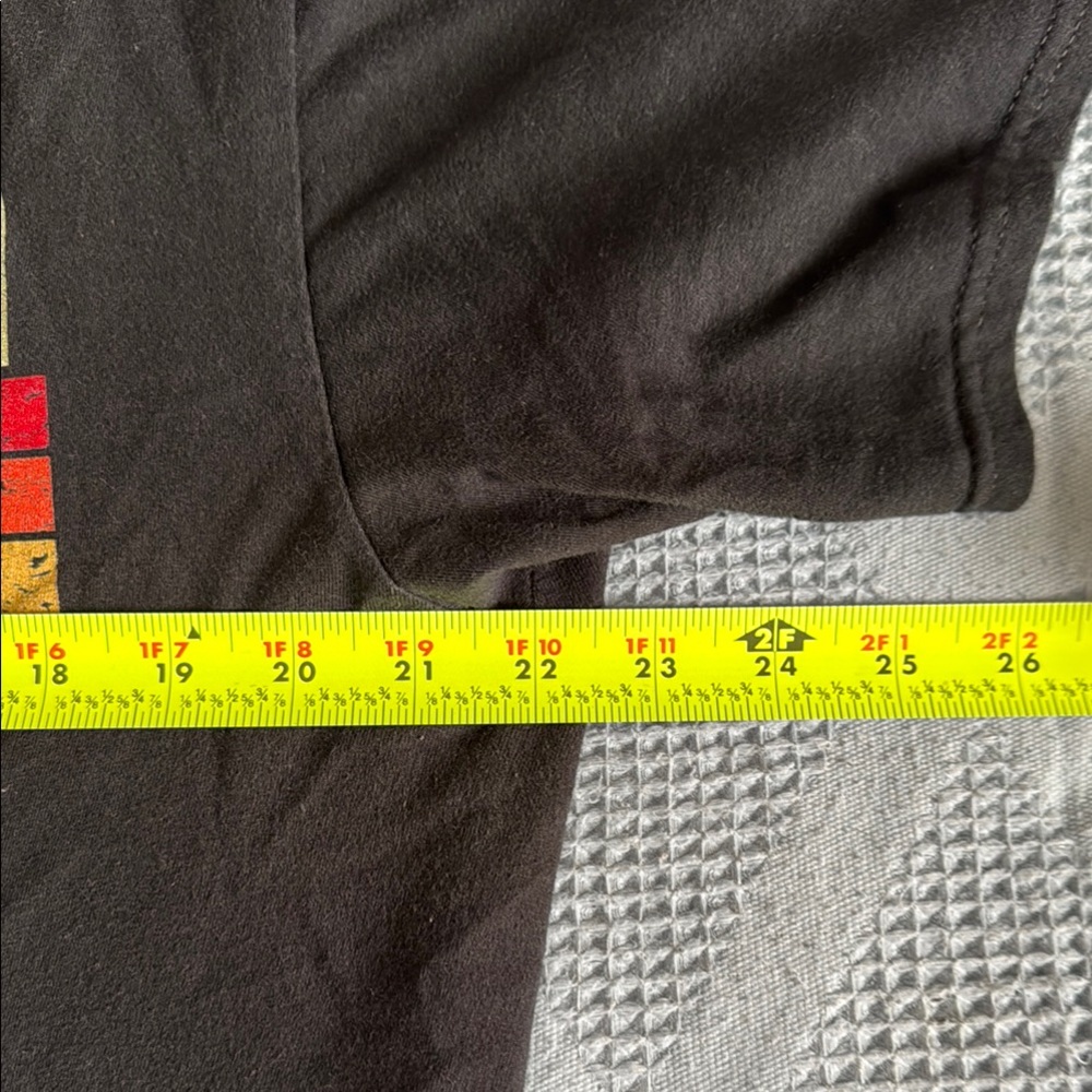 Madonna Black Graphic T-Shirt with Yellow and Red Design Size Large - Picture 8 of 10